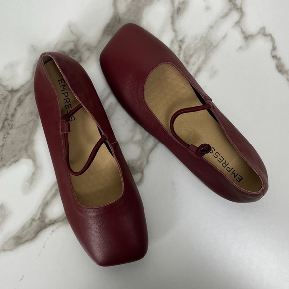 Empress Shoes Empress Size 7 The Square Toe Comfort Leather Slip On